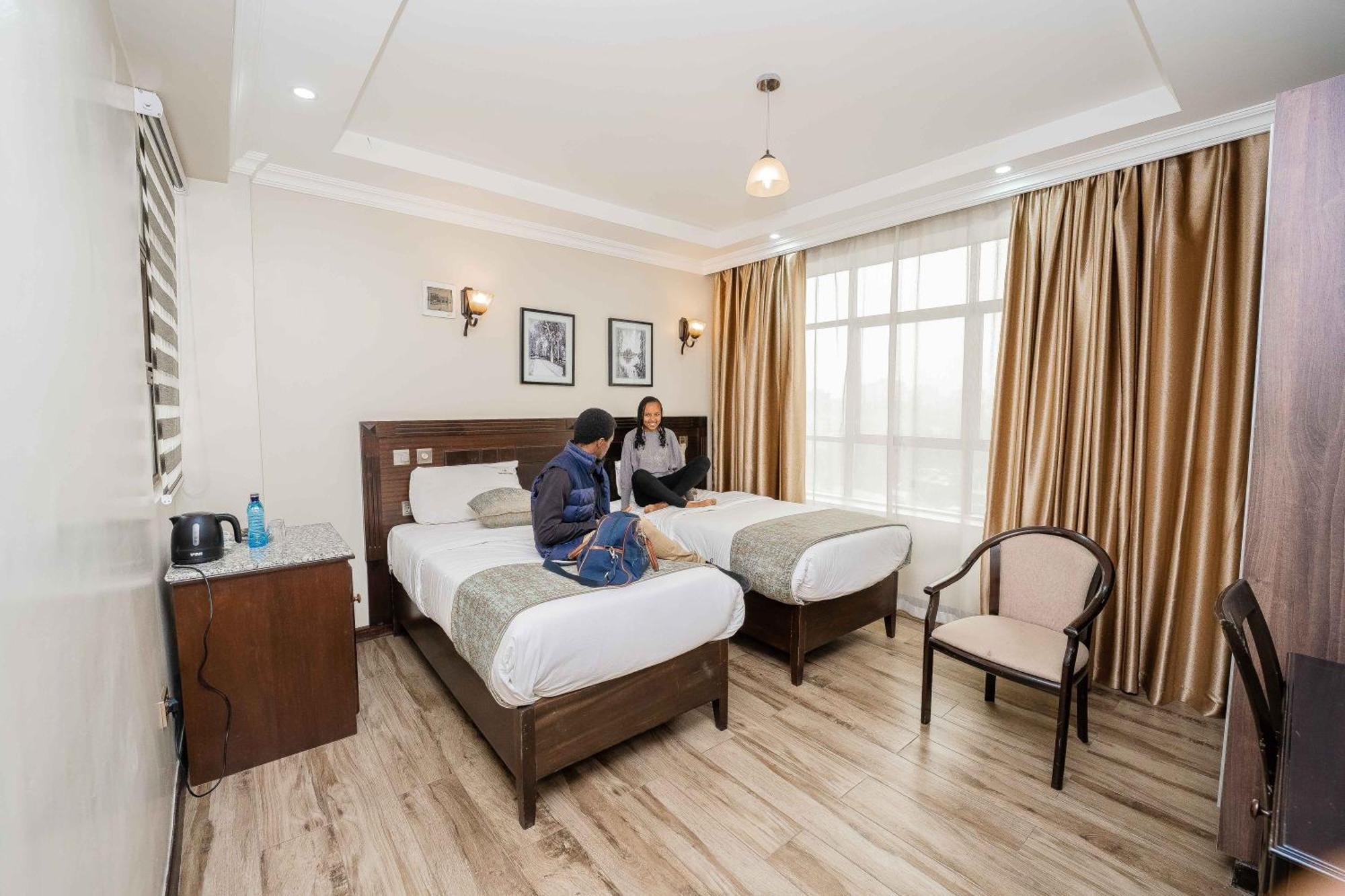 Hemak Suites Hotel Nairobi Zewnętrze zdjęcie