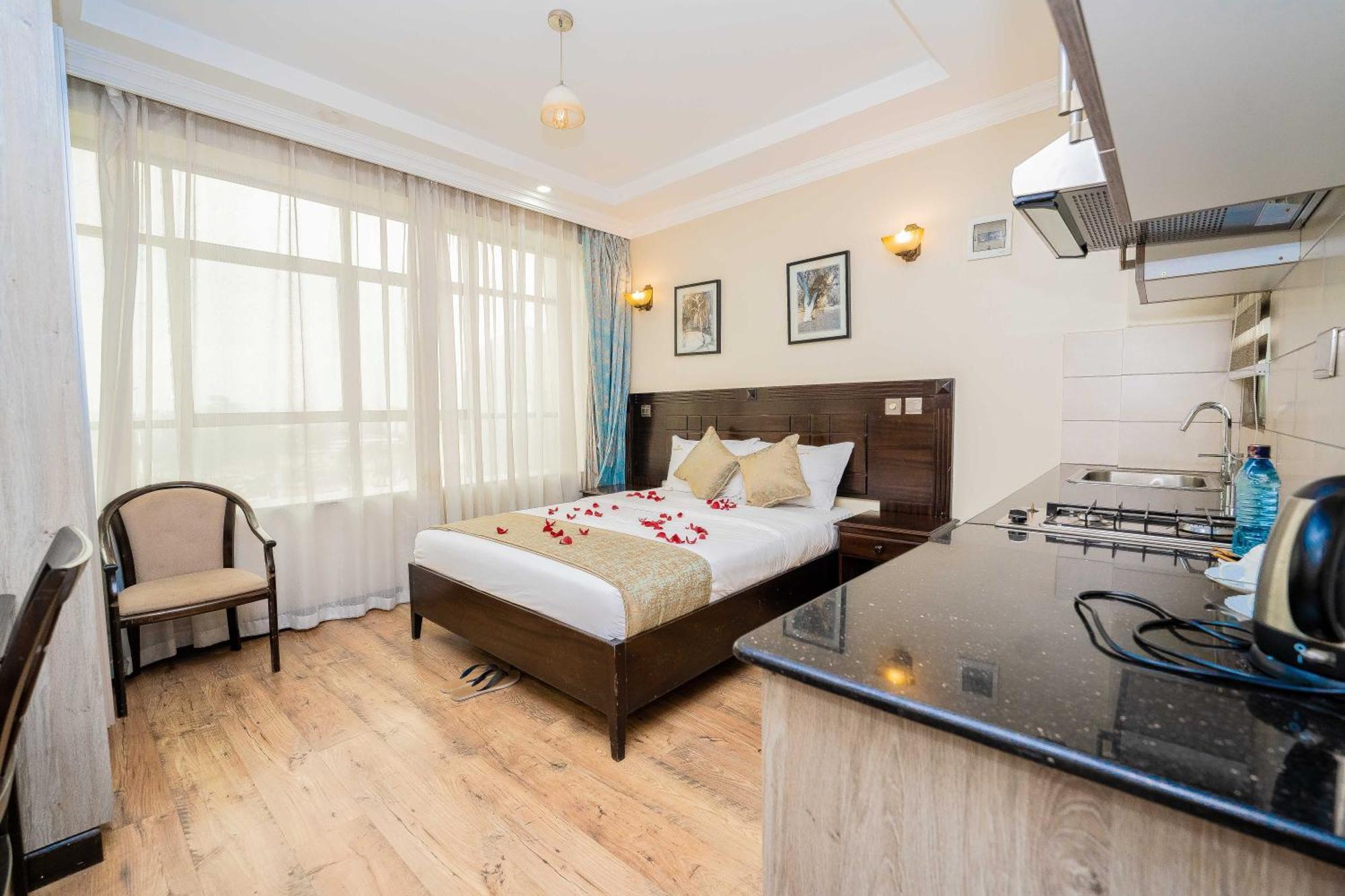 Hemak Suites Hotel Nairobi Zewnętrze zdjęcie