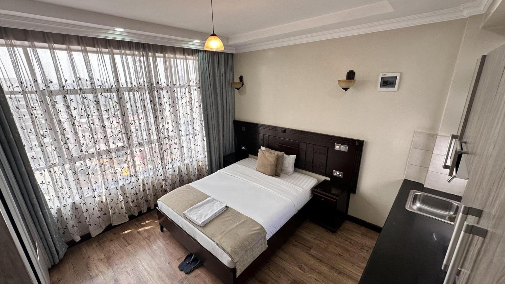 Hemak Suites Hotel Nairobi Zewnętrze zdjęcie