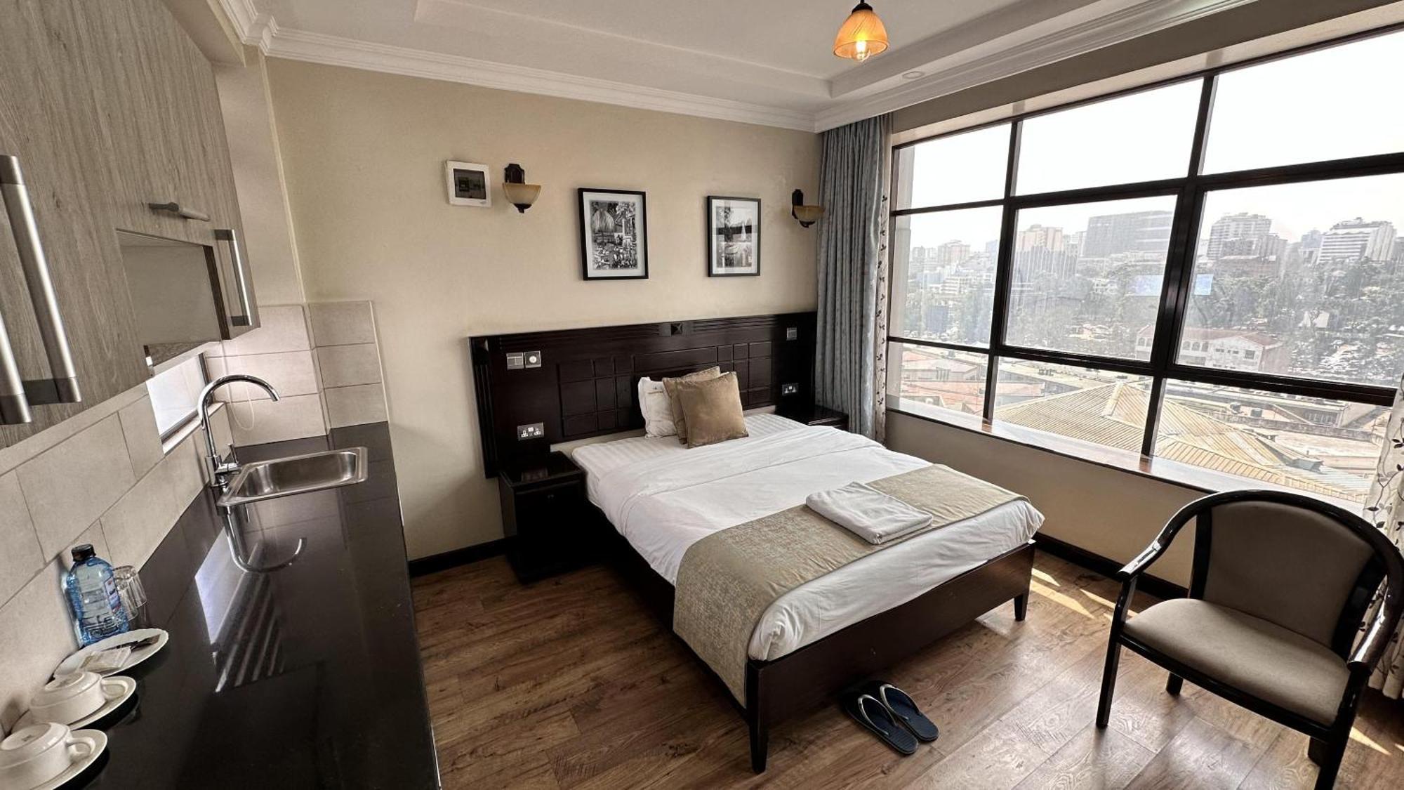 Hemak Suites Hotel Nairobi Zewnętrze zdjęcie