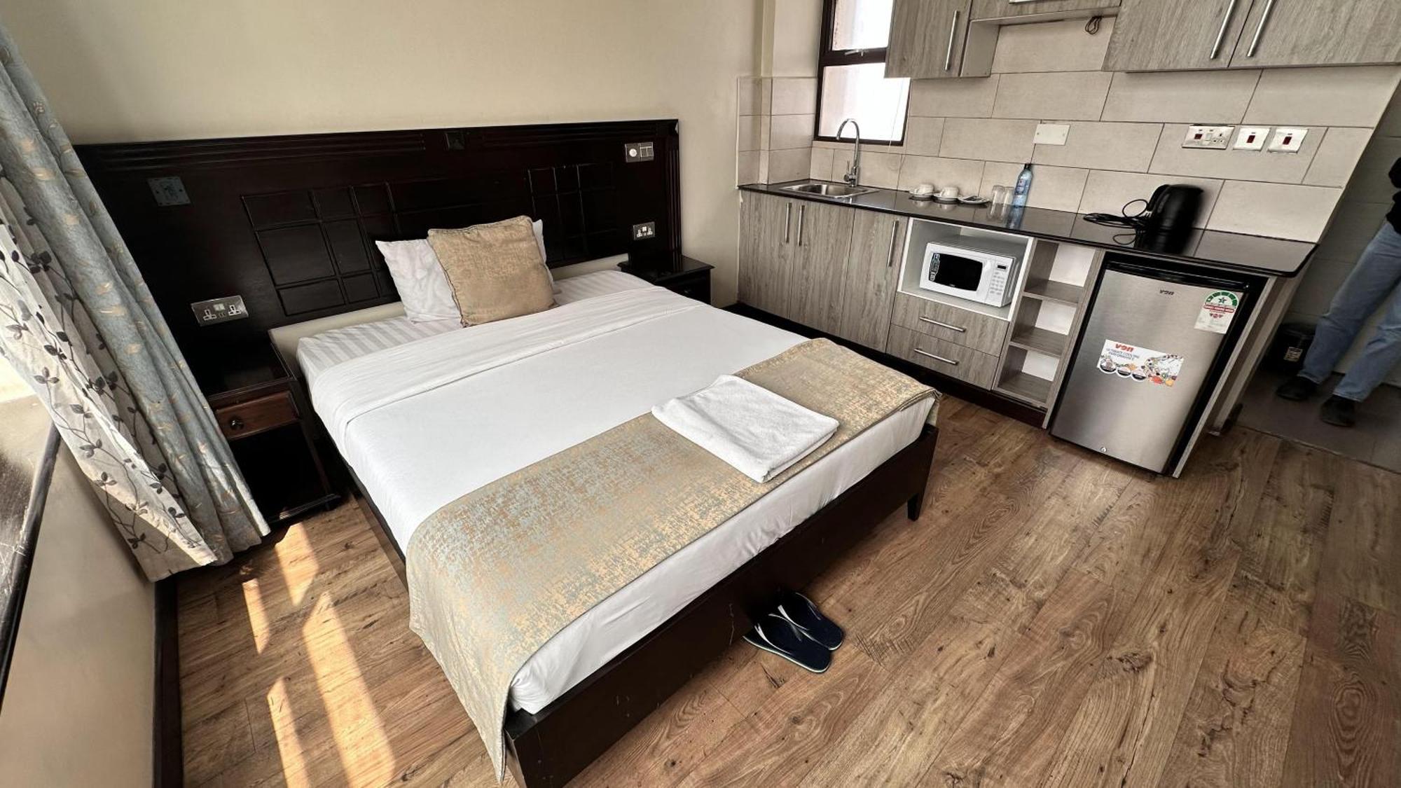 Hemak Suites Hotel Nairobi Zewnętrze zdjęcie