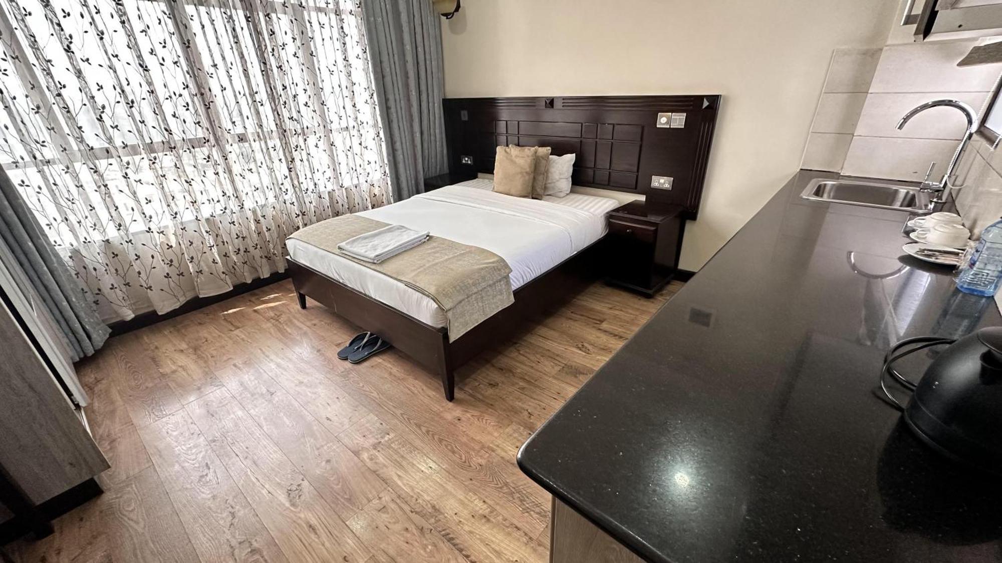 Hemak Suites Hotel Nairobi Zewnętrze zdjęcie