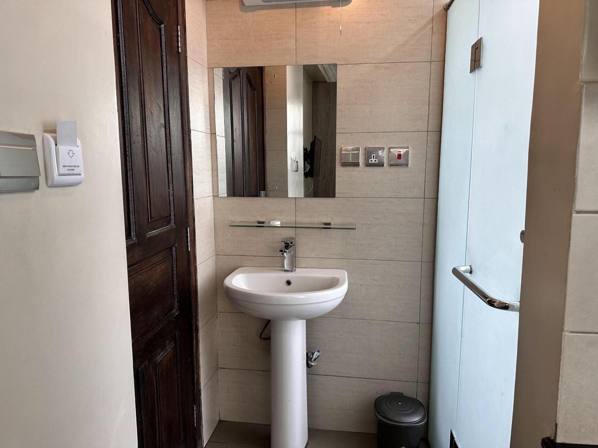 Hemak Suites Hotel Nairobi Zewnętrze zdjęcie